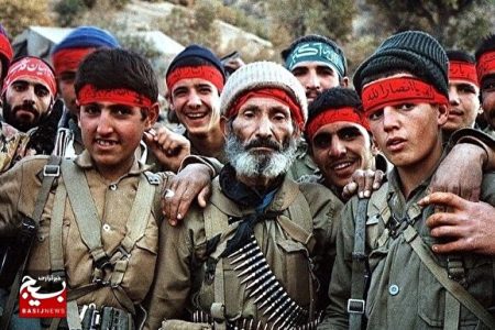 ابعاد دفاع مقدس برای نسل جوان تبیین شود
