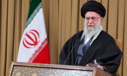 زن، کارگزار خانه نیست، مدیر است