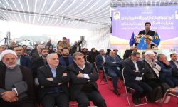 افتتاح نیروگاه خورشیدی ۳۶ مگاواتی سمنان با حضور وزیر دادگستری